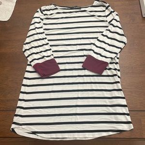 3/4 sleeve striped shirt